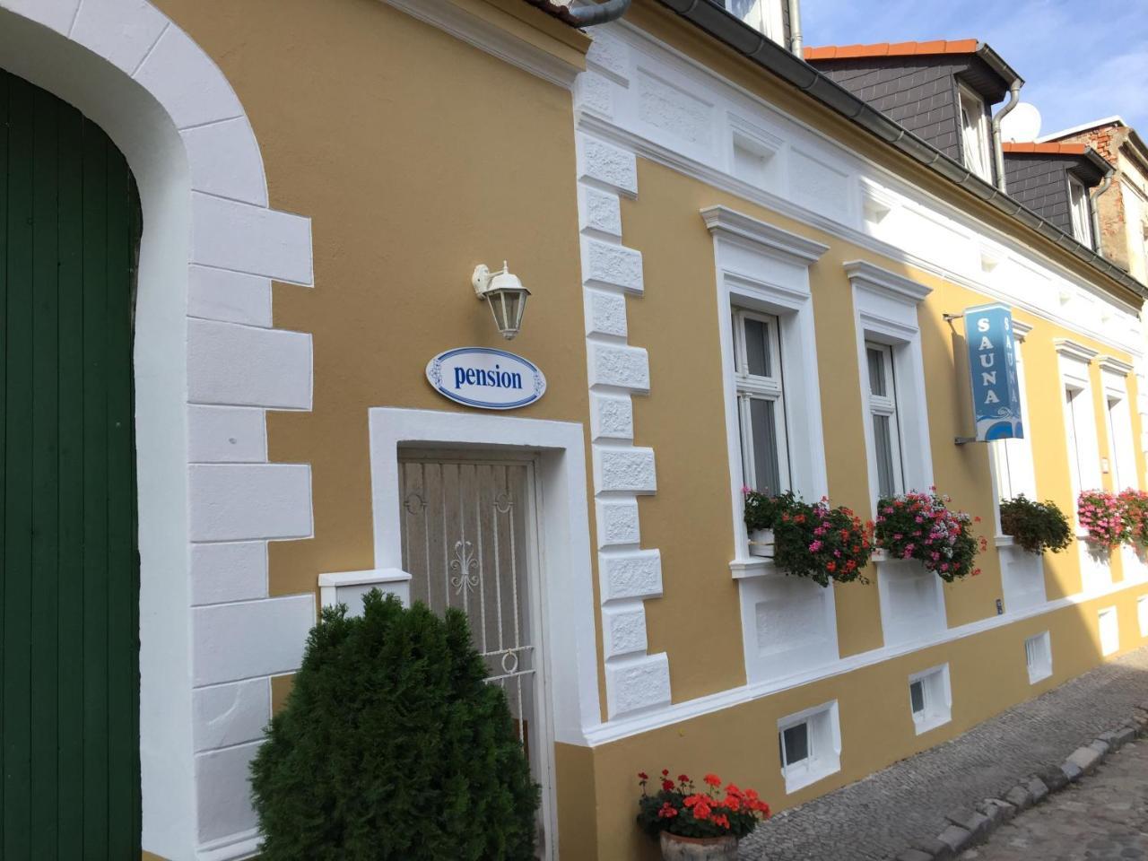 Pension & Sauna Am Lorenz Calbe 外观 照片